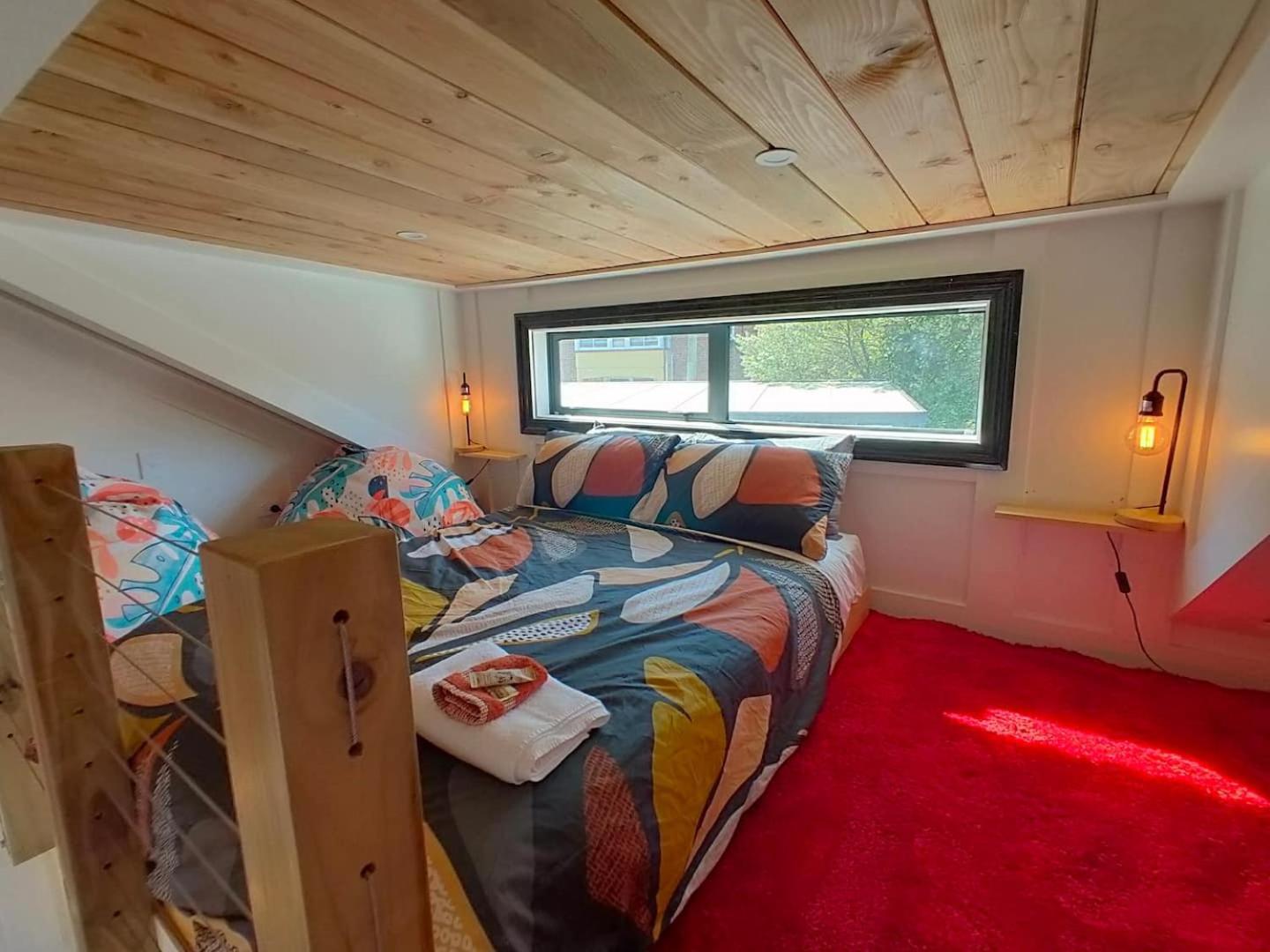 A Stone'S Throw From Town Tiny Home Dunedin Esterno foto